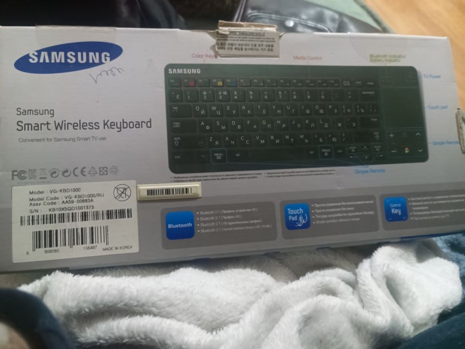 Бездротова клавіатура до ТВ Samsung VG-KBD1000/RU