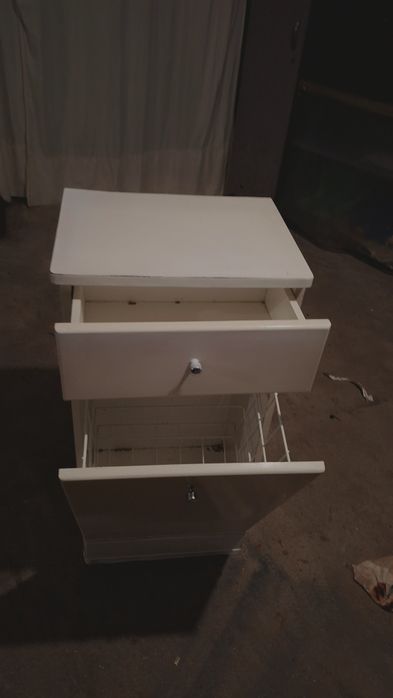 Movel de casa de banho lacado/ tulha