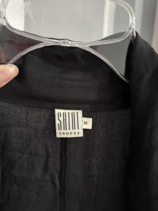 Czarna narzutka rozmiar M