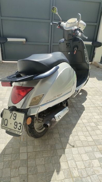 Scooter 125cc poucos km