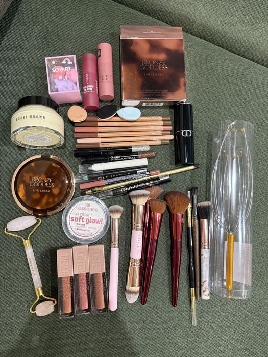 Косметика dior estee lauder maybelline bobbi