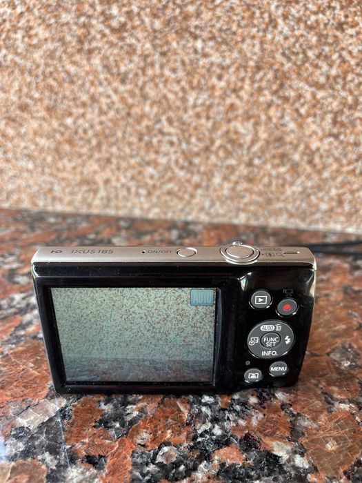 Цифровий фотоапарат Canon IXUS 185