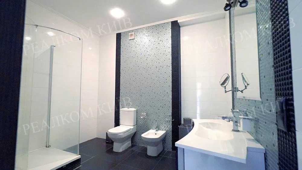 Home, sweet home!  м. Бориспіль -> центр 5 хв.! (25 соток, 350 м2)