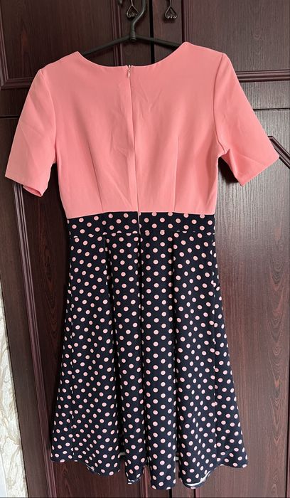 Сукня в горошок