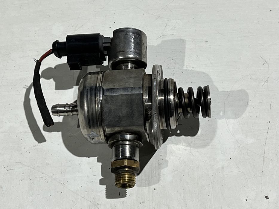 Топливный насос 1.8 tsi passat b6 golf 5 skoda a5 bzb cda cdaa VAG