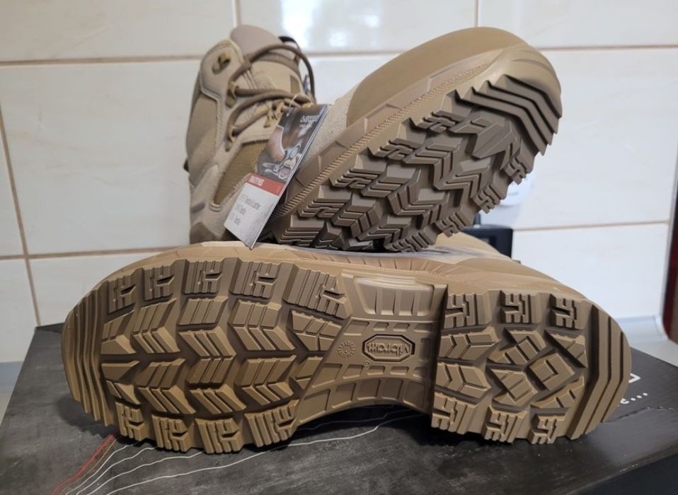 Lowa Breacher 43½  S Mid
