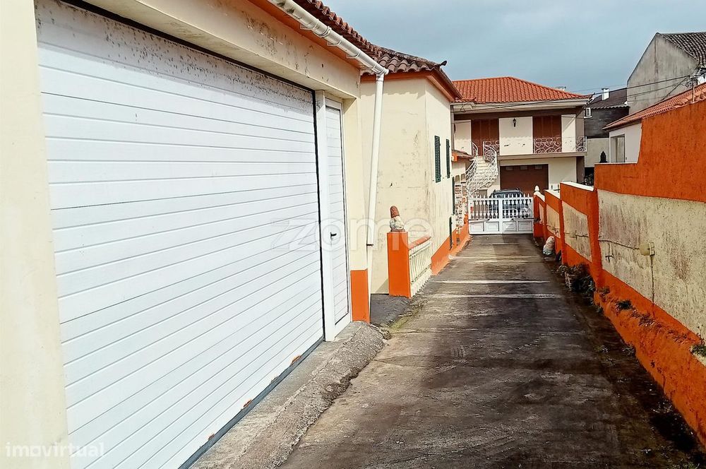 Moradia T4 Para Venda