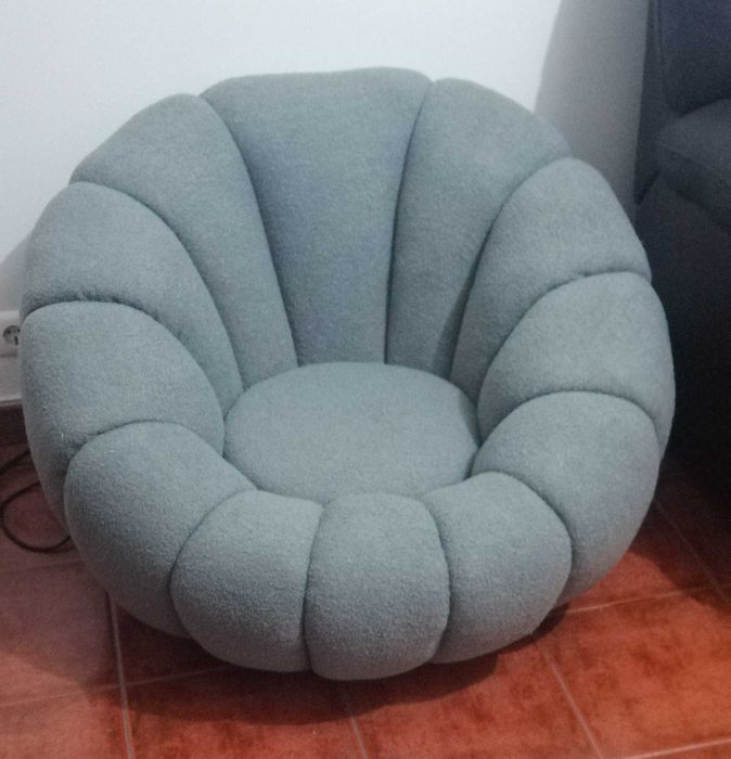 Cadeirão quarto/sala como novo