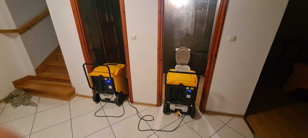 WYNAJEM Osuszacz powietrza Osuszanie po tynkach wylewkach zalaniu