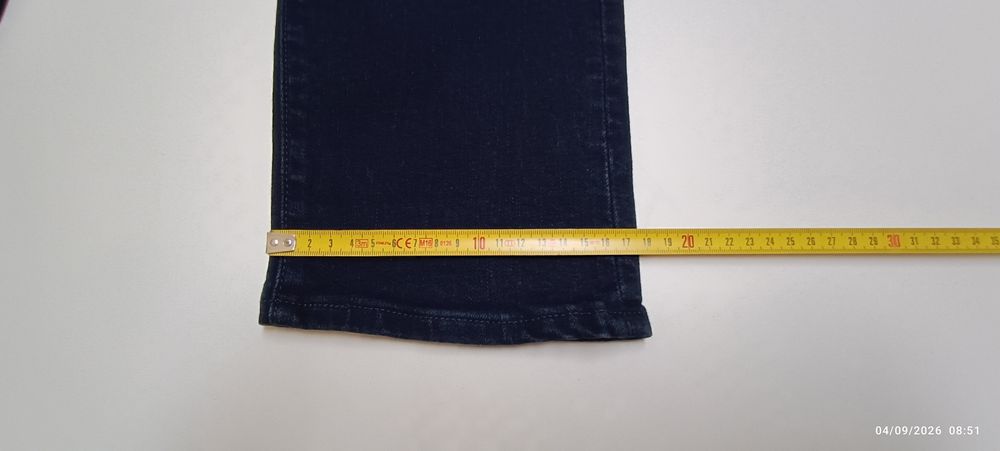 Levi's 502 W32-L30 novas sem etiqueta