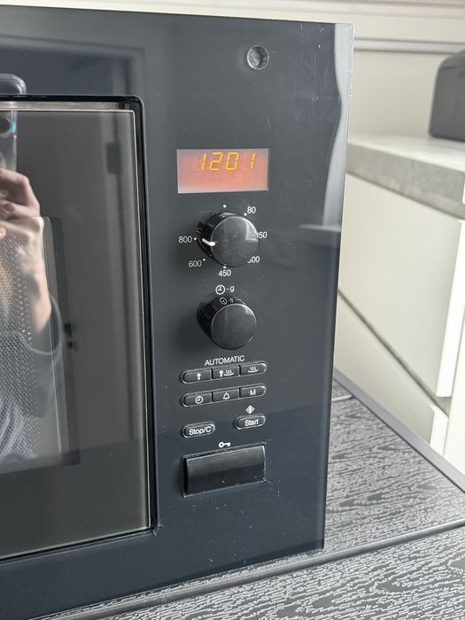 Miele 8160 вбудована мікрохвильова піч (мікрохвильовка)
