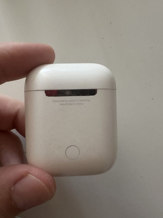 Продам Airpods 2