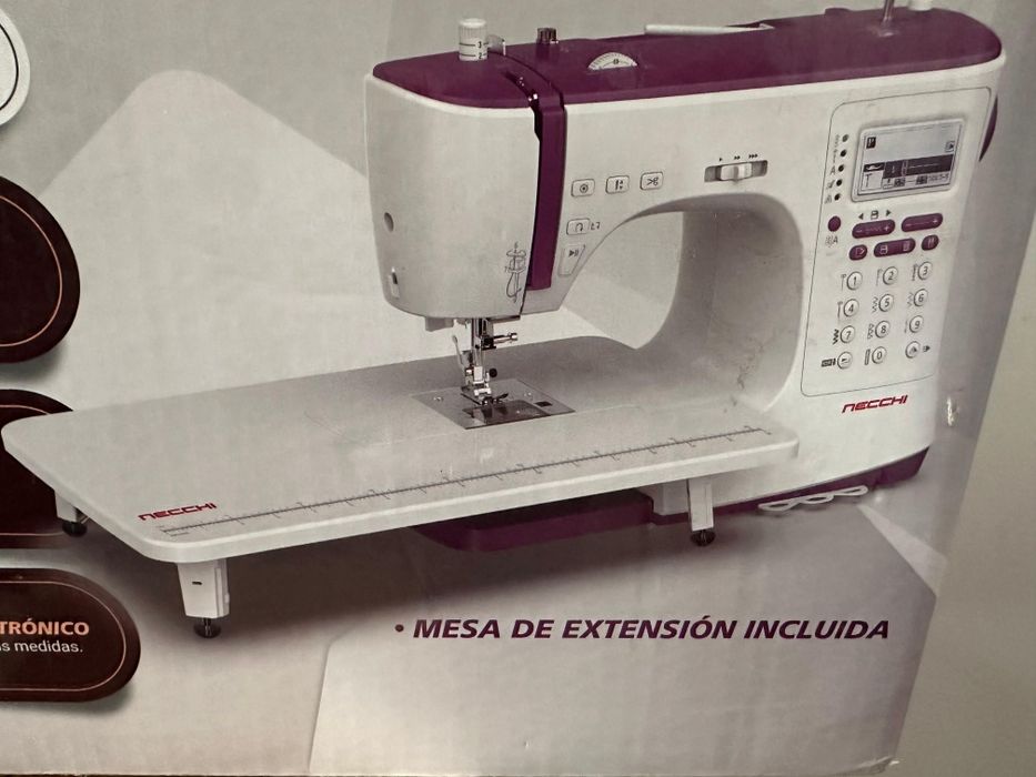 Maquina de costura necchi nc-204