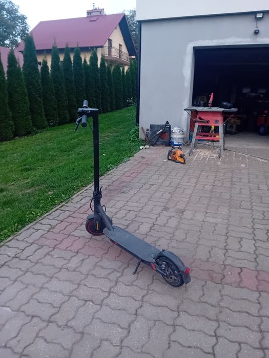 Hulajnoga xiaomi pro2