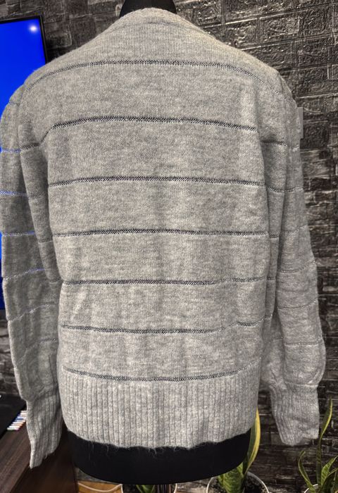 Nowy sweter M bufiaste rękawy szary ze srebrną nitką