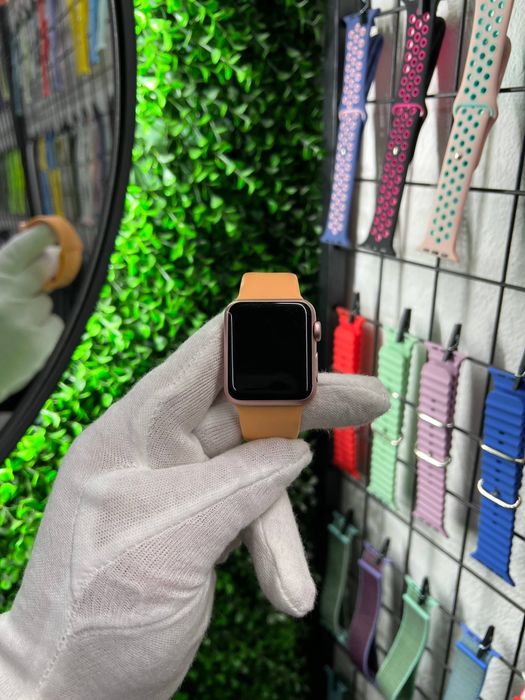Apple Watch 1 (7000 series) 38mm Gold WATCHMANIA Магазин Гарантія