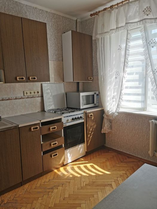 Оренда 2к квартири біля метро Осокорки, Княжий затон, 12