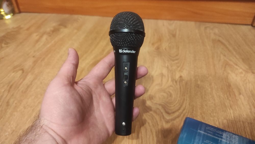 Микрофон Defender MIC-129 динамический для караоке