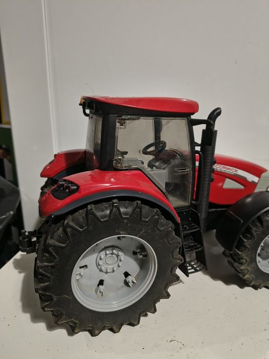 Traktor ciągnik rolniczy mc cormick xtx 165 bruder