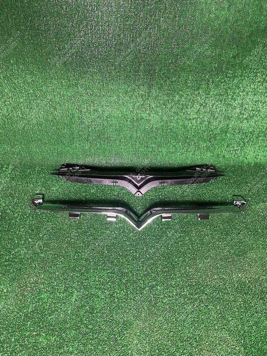 Tesla Model S Хром Птичка Крепление Решеткка Радиатора 2016-2020