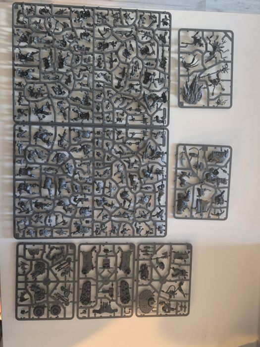 Warhammer 40k, Starter Set, część Orki, Orks,wzory Armageddon