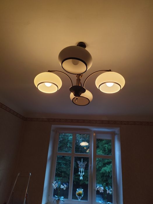 Sprzedam lampę sufitową