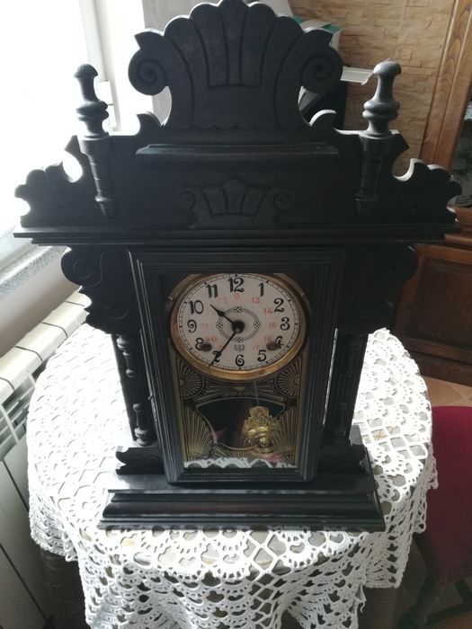 Relógio antigo a funcionar