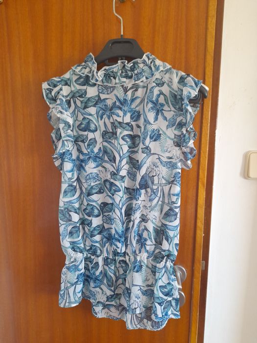 Camisa fresquinha com folhos