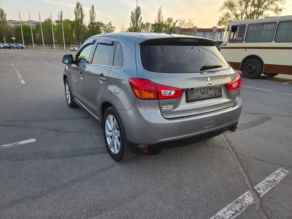 Mitsubishi Outlander Sport 2015 H-Line