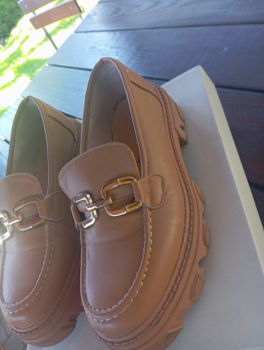 Loafersy z klamrą rozm. 40