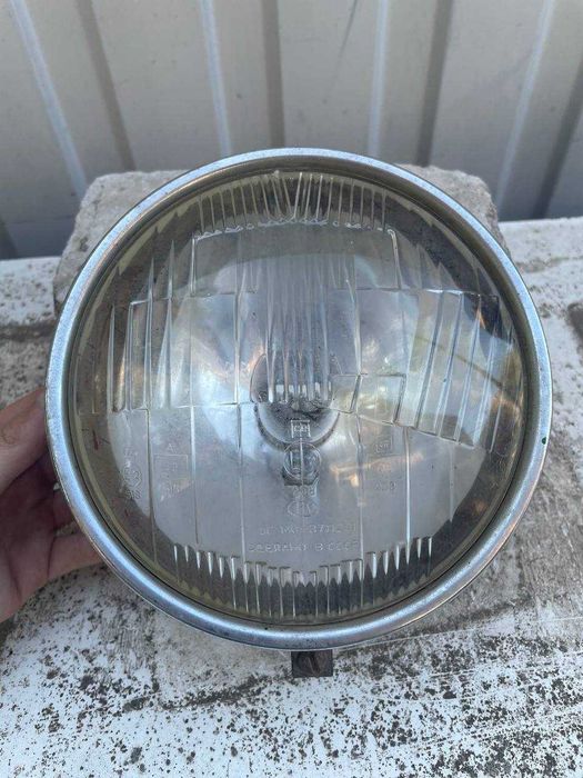 Продам фару от мт10