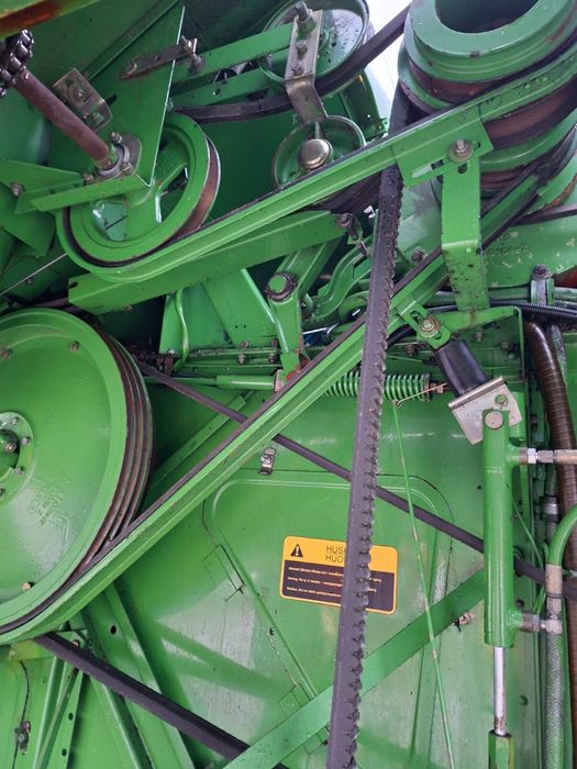 Зерно збиральний комбайн JOHN DEERE 1055 свіжо привезений