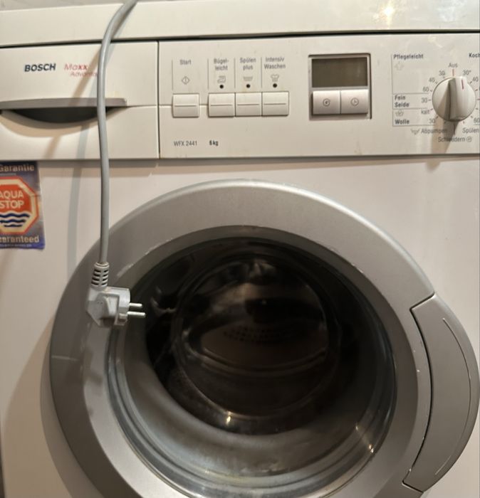 Пральна машинка BOSCH