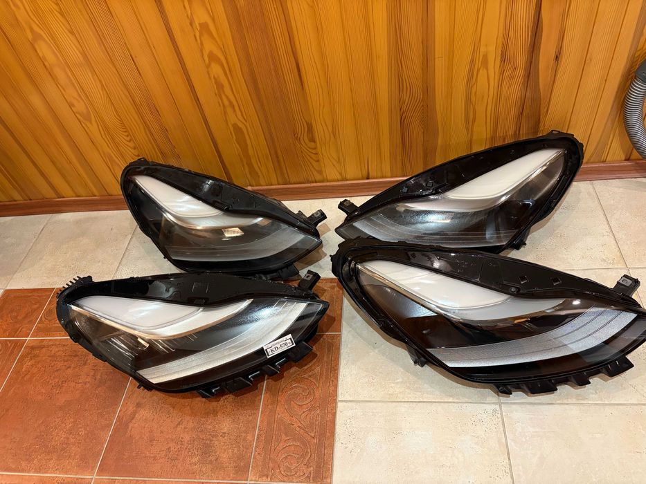 В наявності! Фара передня права та ліва Tesla model 3/Y