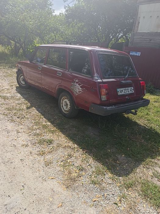 автомобіль ваз 210