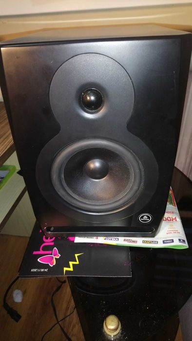 Monitor studyjny Devine RX-6A