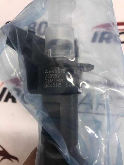 Нові Форсунки Мерседес Віто  Mercedes Vito Sprinter 2.2cdi A6460701487