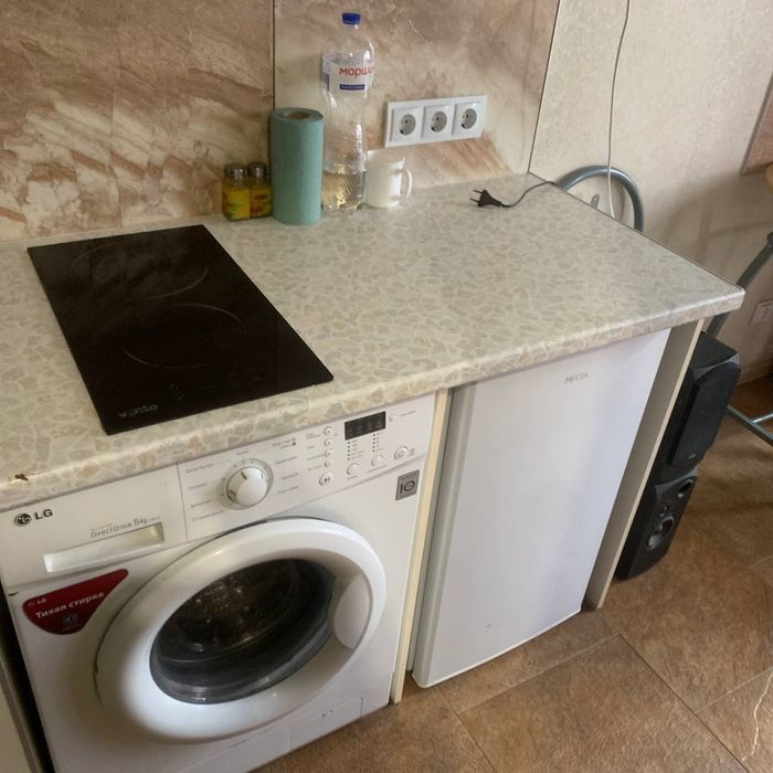 Университет , Клочковская , Белобровский  5