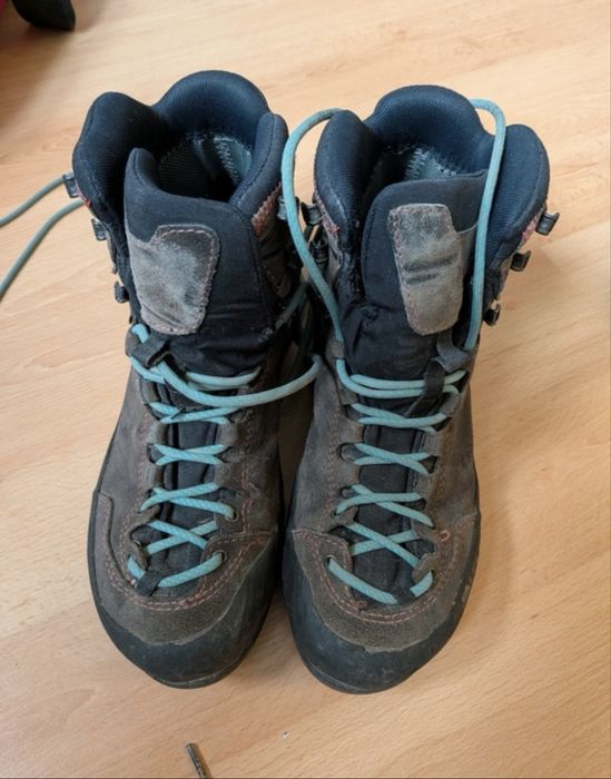Buty damskie trekkingowe Salewa rozmiar 40 gore-tex