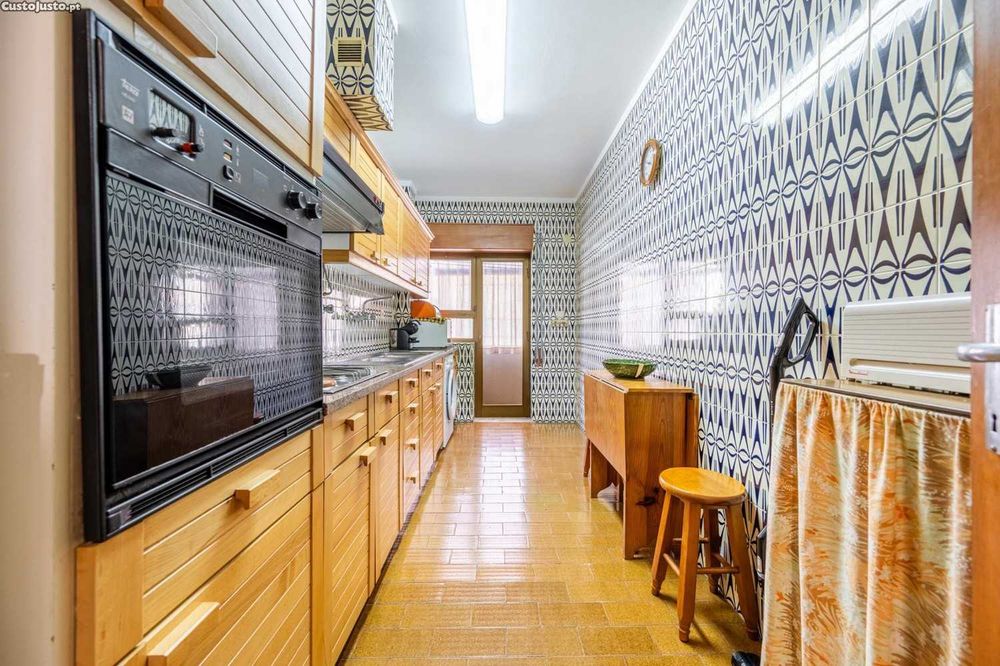 Póvoa de Varzim | Apartamento T2 + 1 na Praça João XXIII