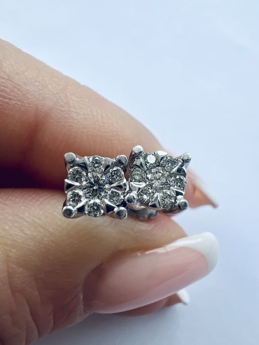 Золотые серьги пусеты с бриллиантами белое золото 585 проба