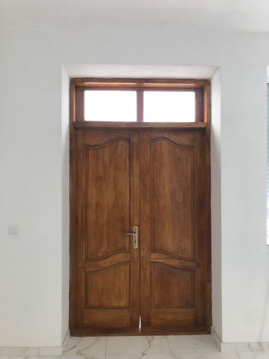 Продам двері ясенові