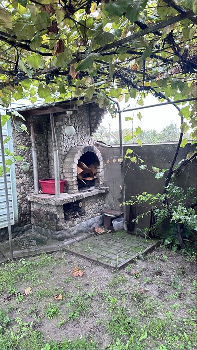 Продам будинок  в Лужанах