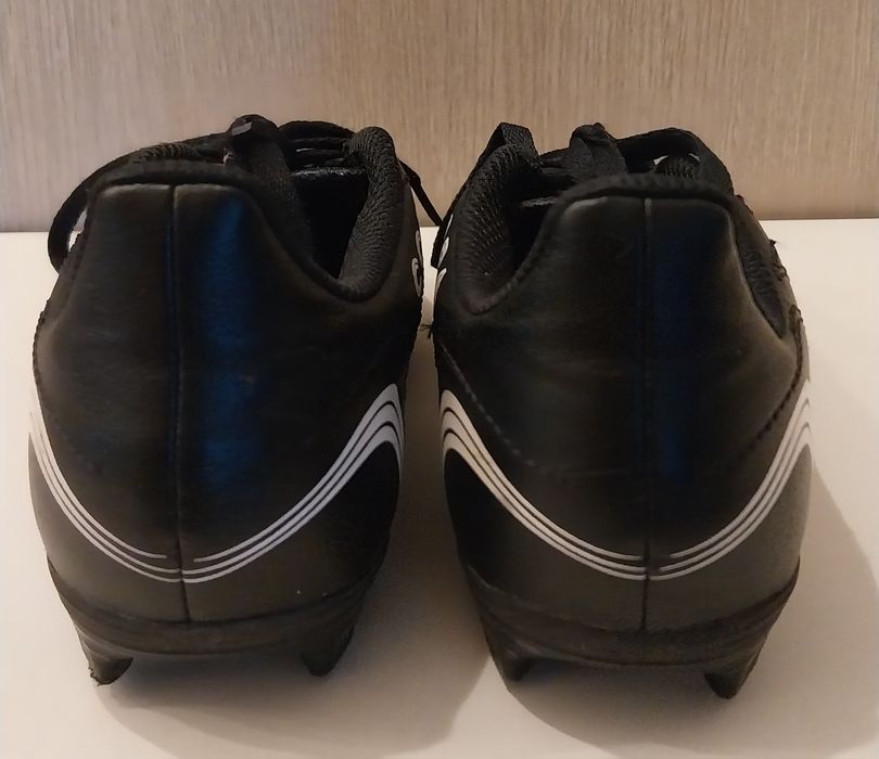 Buty piłkarskie_korki Adidas GY5012