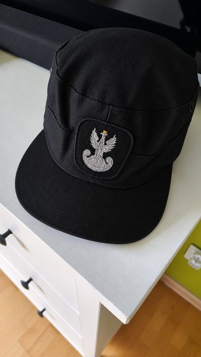 Czapka do klasy mundurowej i nie tylko