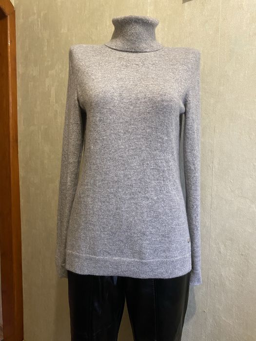 Кашемировый свитер гольф manor