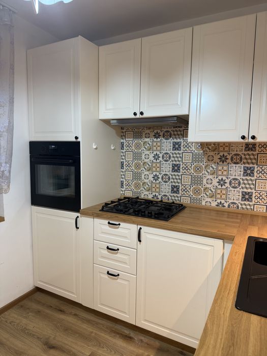Meble kuchenne IKEA białe fronty z AGD