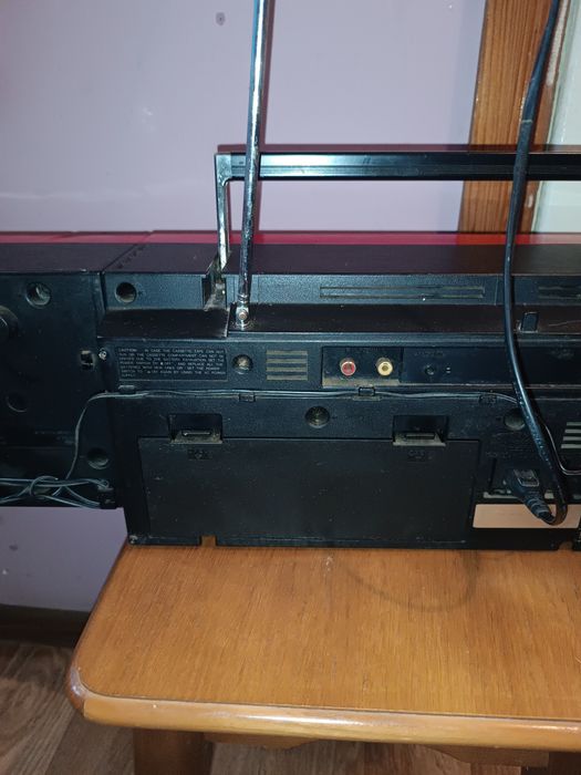 Магнитофон SHARP QT94Z