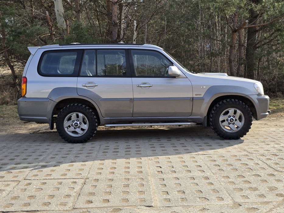 Hyundai Terracan 2.9 Diesel/ manual/ skóry/ 4x4/ Mteki/ sprawny