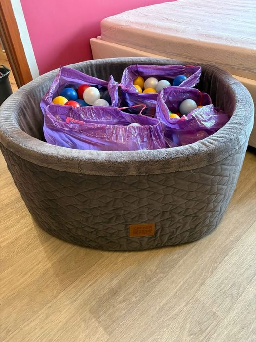 Basen dla dzieci z kulkami